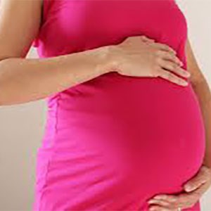 ارتباط نمایۀ تودۀ بدن مادر با اضافه وزن بارداری و بافت چربی نوزاد