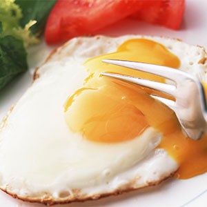 خوردن تخم مرغ خطر ابتلا به دیابت نوع 2 را کاهش می دهد