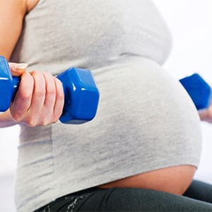 اثرات مفید کاهش وزن و فعالیت ورزشی بر بارداری زنان مبتلا به کیست تخمدان