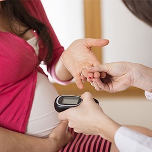 دیابت بارداری علتی برای چاقی کودکان سنین 11-9 سال است.
