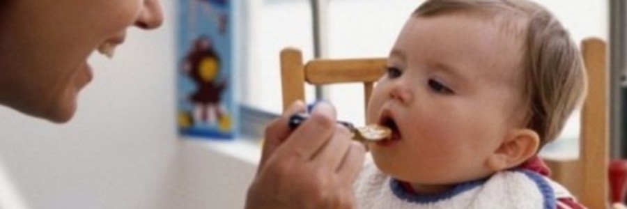 تغذیه نوزاد بعد از تغذیه تکمیلی