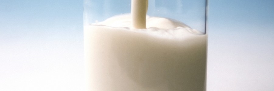 از مصرف همزمان شیر و داروی لووتیروکسین بپرهیزید.