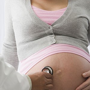 سطوح بالای ویتامین D در بارداری، مادر را بیش از کودک در برابر بیماری ام اس محافظت می کند.