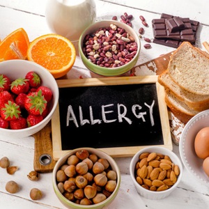 عوامل ژنتیکی با آلرژی غذایی مرتبط هستند.
