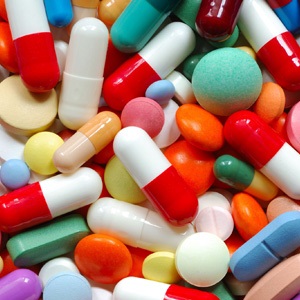 عوارض ناشی از دریافت داروهای متعدد در افراد سالمند چیست؟